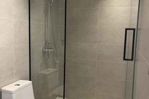 Condo à Watthana, Bangkok, Thaïlande, 3 chambres  № 173290 - photo 14