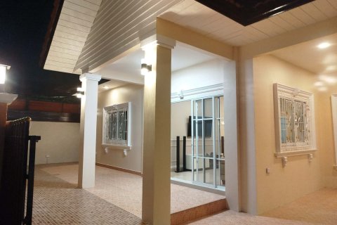 Дом в Паттайе, Таиланд с 3 спальнями № 162914 - фото 11