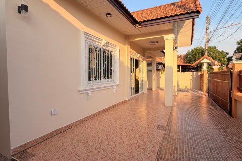 Дом в Паттайе, Таиланд с 3 спальнями № 162914 - фото 5