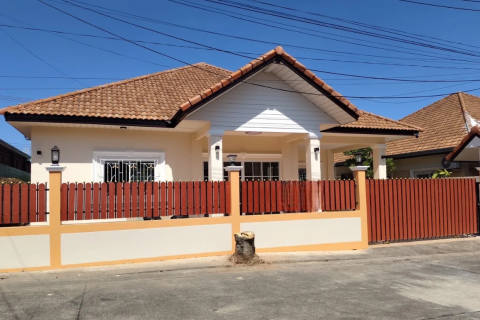 Дом в Паттайе, Таиланд с 3 спальнями № 162914 - фото 2