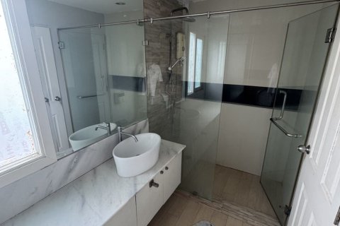 House in Sai Mai, Bangkok, Thailand 3 bedrooms № 162913 - photo 14