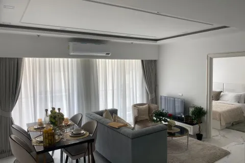 Apartment in Pattaya, Thailand 2 bedrooms № 168198 - photo 9