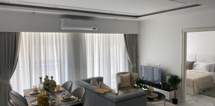 Apartment in Pattaya, Thailand 2 bedrooms № 168198