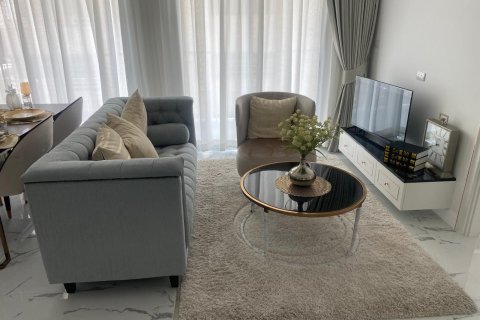 Apartment in Pattaya, Thailand 2 bedrooms № 168198 - photo 3