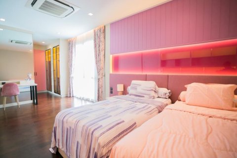 Maison à Bangkok, Thaïlande 3 chambres № 168200 - photo 21