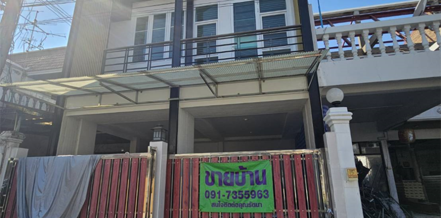 ทาวน์เฮาส์ในกรุงเทพฯ, ประเทศไทย 4 ห้องนอน № 189533
