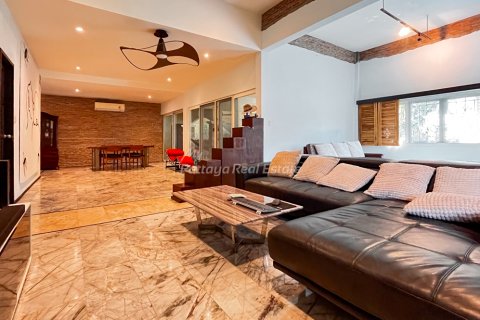 Maison à Bang Lamung, Thaïlande 1 chambre № 161086 - photo 6