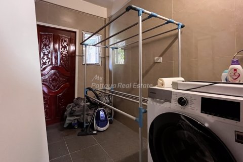 Maison à Bang Lamung, Thaïlande 1 chambre № 161086 - photo 24