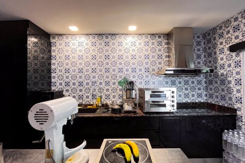 Maison à Bang Lamung, Thaïlande 1 chambre № 161086 - photo 17