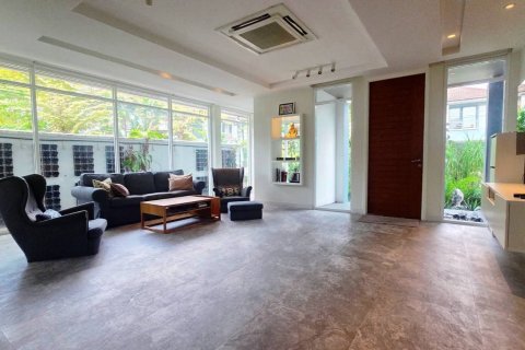 Дом в Бангкоке, Таиланд с 3 спальнями  № 161089 - фото 20