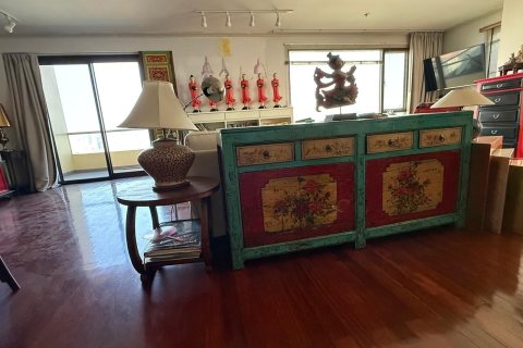 Studio in the Condo in Khlong San, Bangkok, Thailand  № 159182 - photo 4