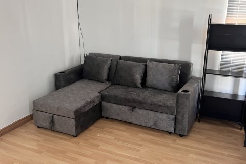 Townhouse in Phra Khanong, Bangkok, Thailand 3 bedrooms № 151578 - photo 1