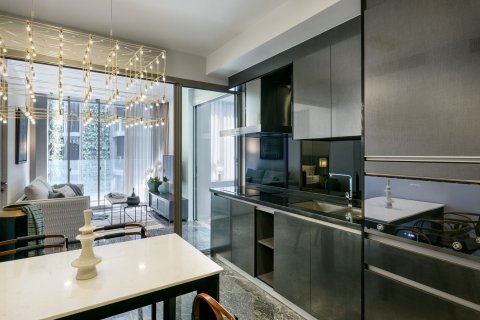 Кондоминиум с 2 спальнями в Ваттхане, Бангкок, Таиланд № 151573 - фото 2