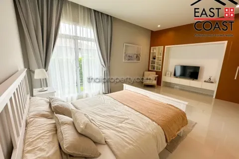 Casa de 3 dormitorios en Pattaya, Tailandia № 213732 - foto 12