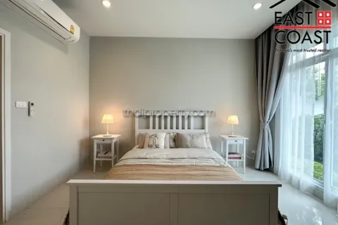 Casa de 3 dormitorios en Pattaya, Tailandia № 213732 - foto 11