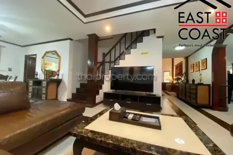 Casa de 3 dormitorios en Pattaya, Tailandia № 213735 - foto 21