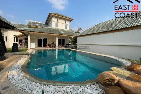 Casa de 3 dormitorios en Pattaya, Tailandia № 213735 - foto 5