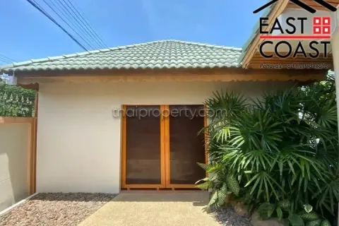 Casa de 3 dormitorios en Pattaya, Tailandia № 213735 - foto 13