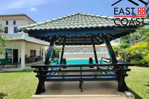 Casa de 3 dormitorios en Pattaya, Tailandia № 213735 - foto 8