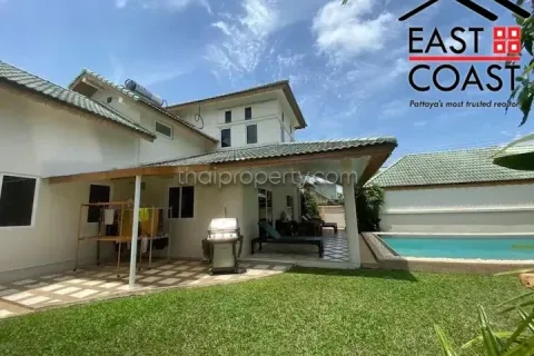 Casa de 3 dormitorios en Pattaya, Tailandia № 213735 - foto 16