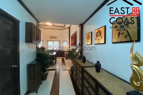 Casa de 3 dormitorios en Pattaya, Tailandia № 213735 - foto 20