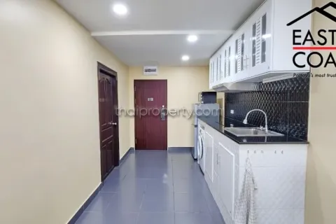 Condominio de 2 dormitorios en Jomtien Beach, Pattaya, Tailandia № 213738 - foto 10