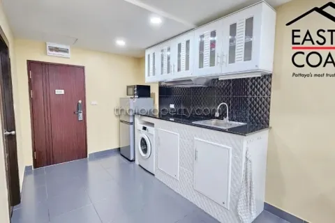 Condominio de 2 dormitorios en Jomtien Beach, Pattaya, Tailandia № 213738 - foto 9