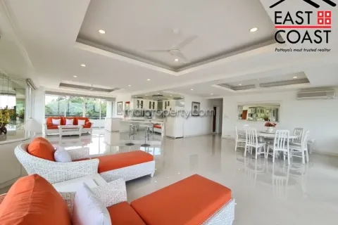 Condominio de 2 dormitorios en Pattaya, Tailandia № 213734 - foto 6