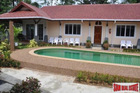 Villa in Ko Lanta Yai, Thailand 6 bedrooms № 192865