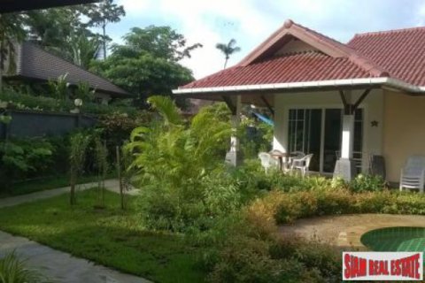 Villa in Ko Lanta Yai, Thailand 6 bedrooms № 192865 - photo 3