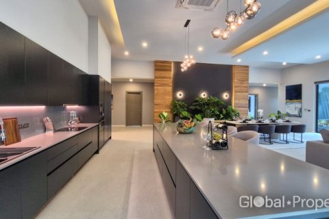 Дом в Паттайе, Таиланд с 5 спальнями  № 146578 - фото 19