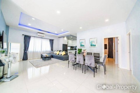 Дом в Паттайе, Таиланд с 5 спальнями № 146573 - фото 7