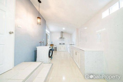 Дом в Паттайе, Таиланд с 5 спальнями № 146573 - фото 9