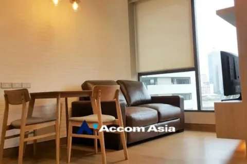 Condo in Khlong Toei, Bangkok, Thailand, 1 bedroom  № 219345
