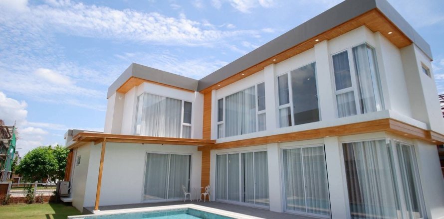 Дом в Сан Кампаенге, Таиланд с 4 спальнями  № 164741