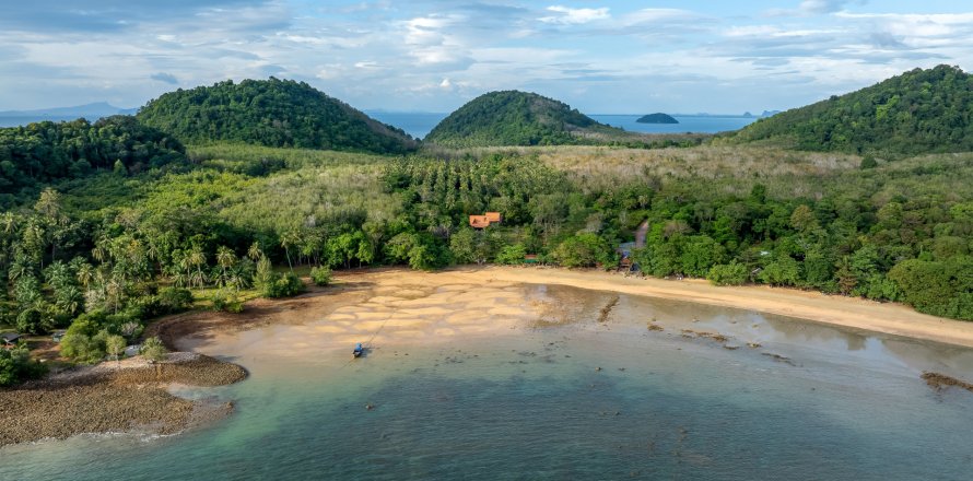 Вилла в Нуеа Кхлонге, Таиланд с 6 спальнями № 136096