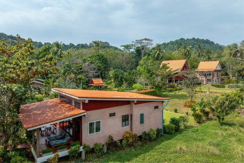 Вилла в Нуеа Кхлонге, Таиланд с 6 спальнями № 136096 - фото 3