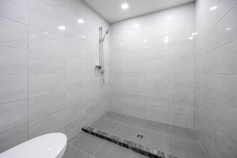 Кондоминиум с 2 спальнями в Бангкоке, Таиланд № 142939 - фото 19