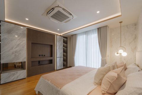 House in Bangkok, Thailand 3 bedrooms № 142937 - photo 18