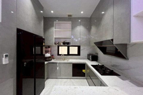 Дом в Лат Пхрау, Бангкок, Таиланд с 5 спальнями  № 148710 - фото 6