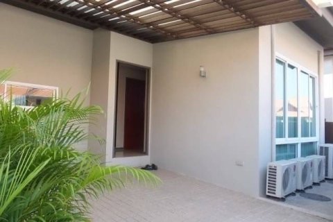 Вилла в Паттайе, Таиланд с 3 спальнями  № 172068 - фото 12