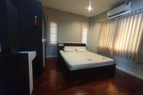 House in Khon Kaen, Thailand 3 bedrooms № 172069 - photo 17