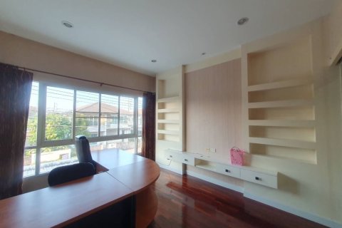 House in Khon Kaen, Thailand 3 bedrooms № 172069 - photo 8