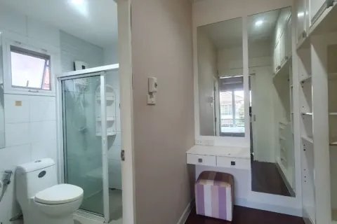 House in Khon Kaen, Thailand 3 bedrooms № 172069 - photo 7