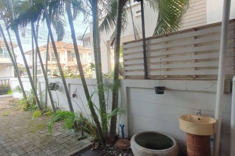 House in Khon Kaen, Thailand 3 bedrooms № 172069 - photo 10