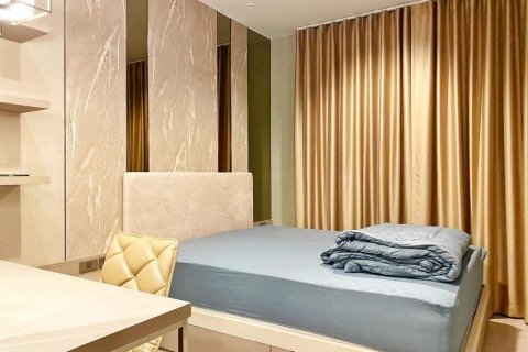 Studio in the Condo in Ratchathewi, Bangkok, Thailand  № 172067 - photo 2