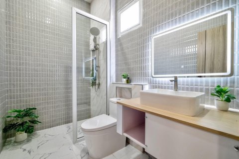 Вилла в Паттайе, Таиланд с 4 спальнями  № 139079 - фото 11