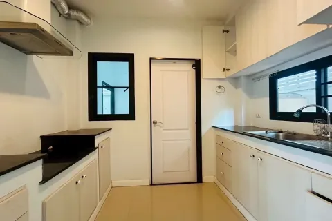 House in Chiang Mai, Thailand 3 bedrooms № 170882 - photo 2