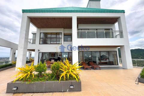 Condo in Si Racha, Thailand, 5 bedrooms  № 196187