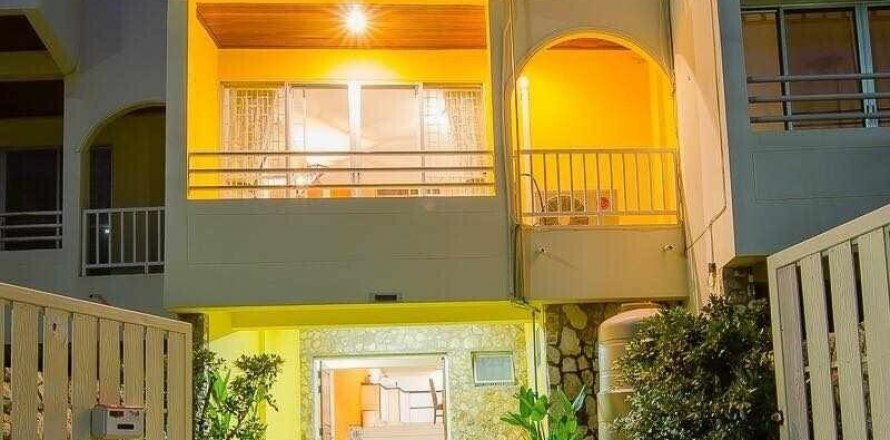 Шопхаус в Хуа Хине, Таиланд  № 140132